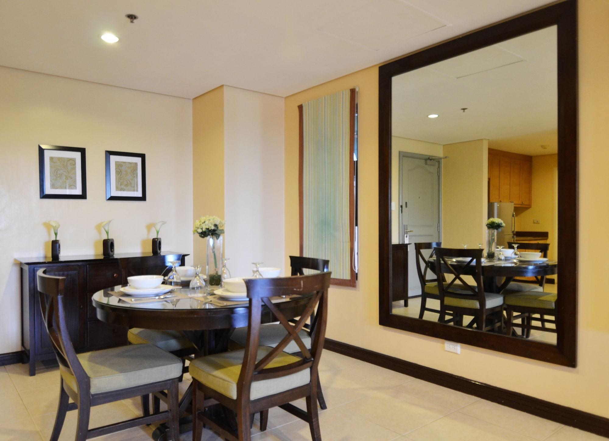 Crosswinds Resort Suites Tagaytay City Extérieur photo