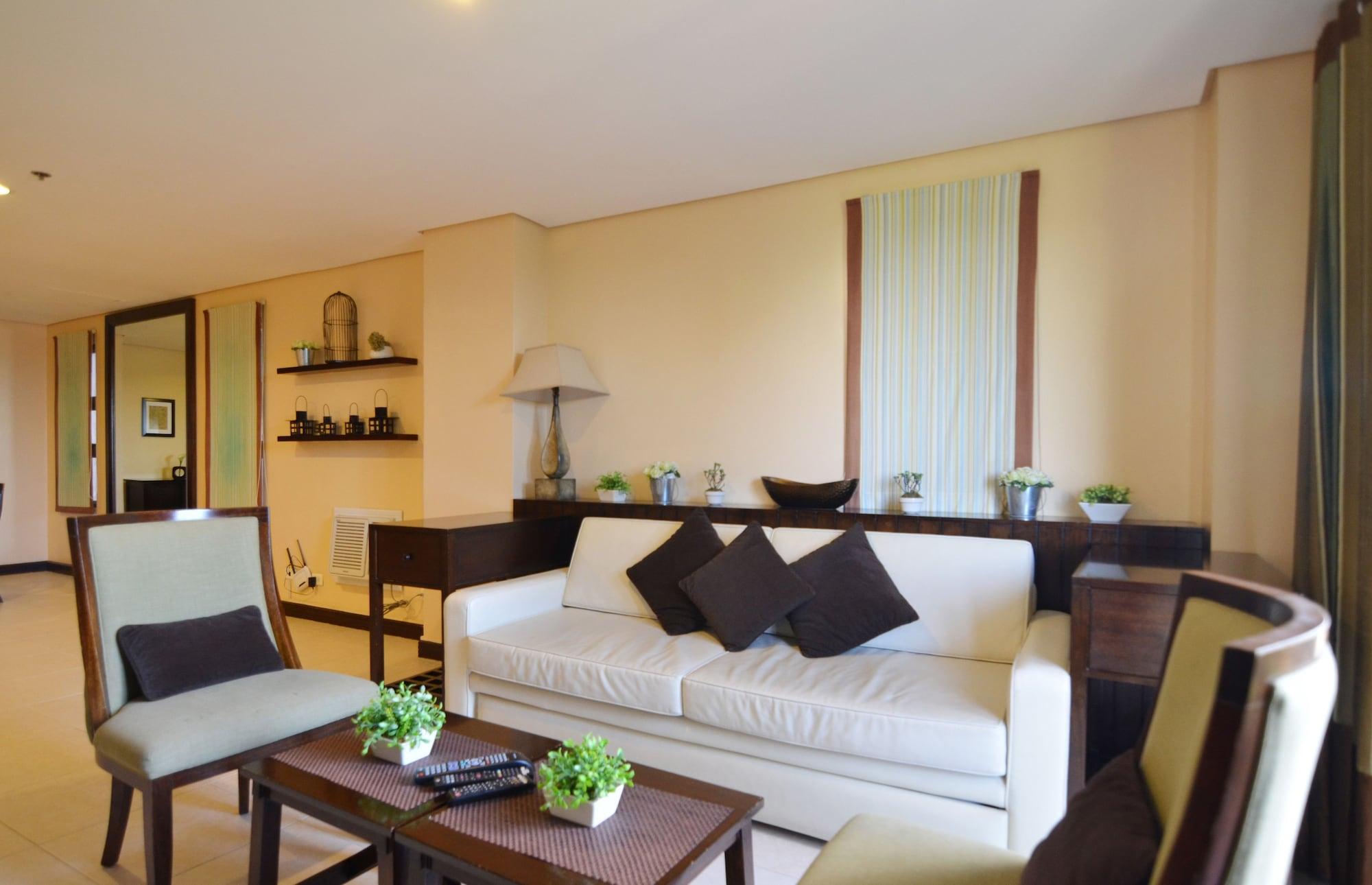 Crosswinds Resort Suites Tagaytay City Extérieur photo