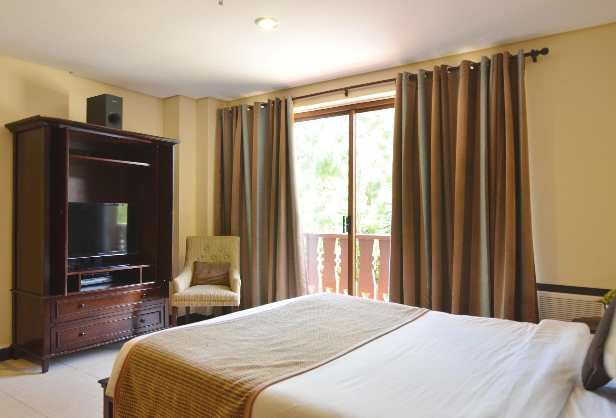 Crosswinds Resort Suites Tagaytay City Extérieur photo