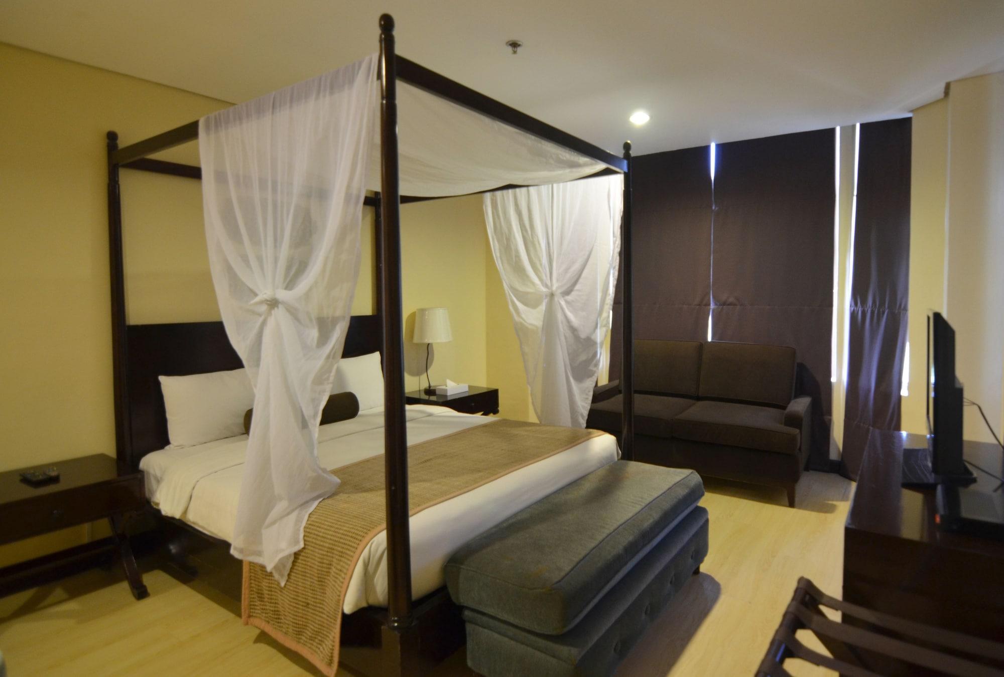 Crosswinds Resort Suites Tagaytay City Extérieur photo