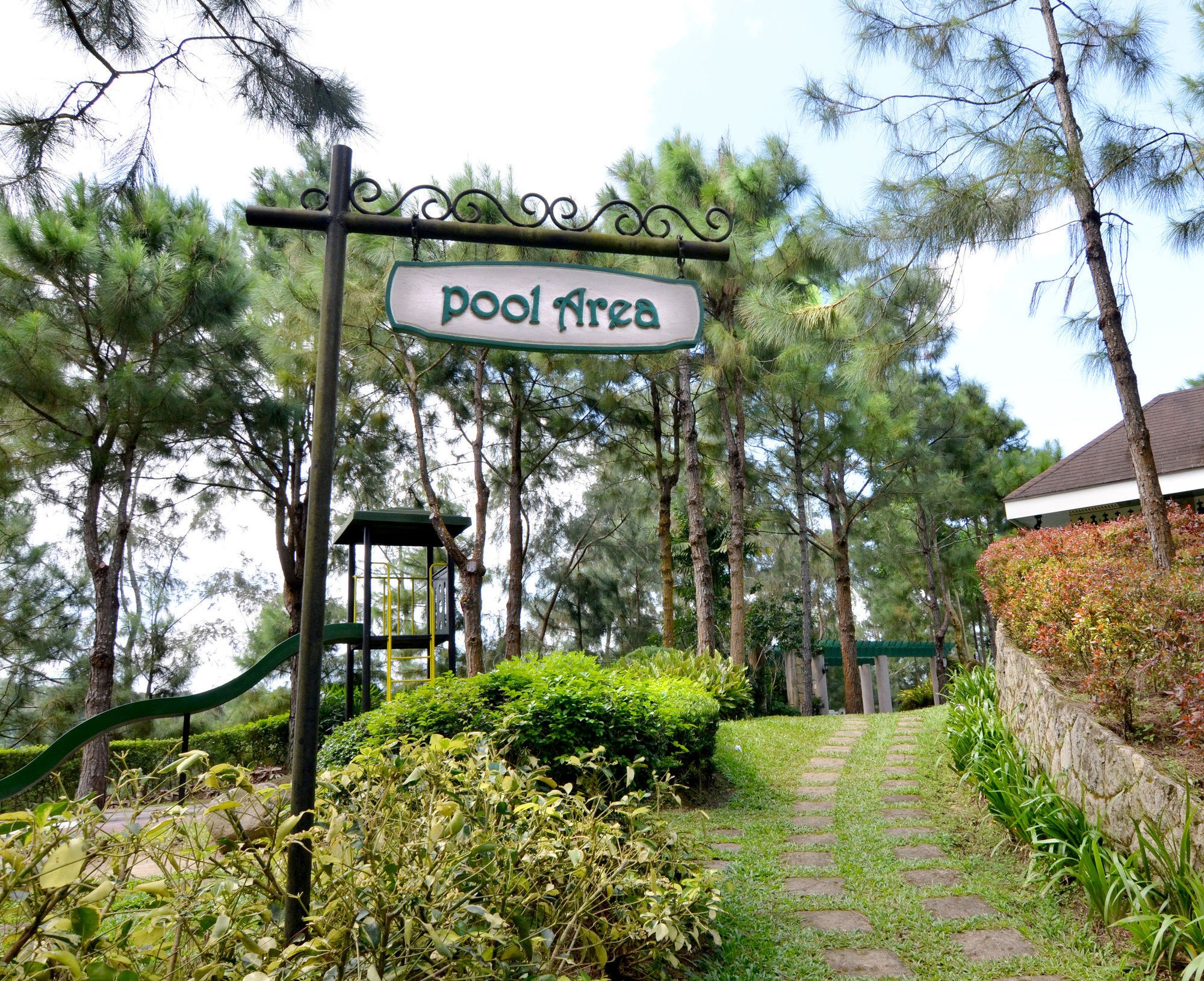 Crosswinds Resort Suites Tagaytay City Extérieur photo