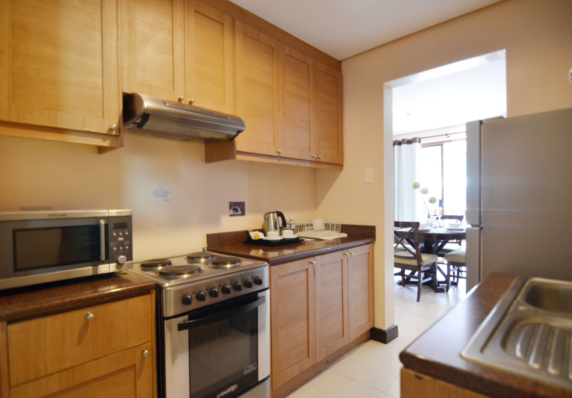 Crosswinds Resort Suites Tagaytay City Extérieur photo