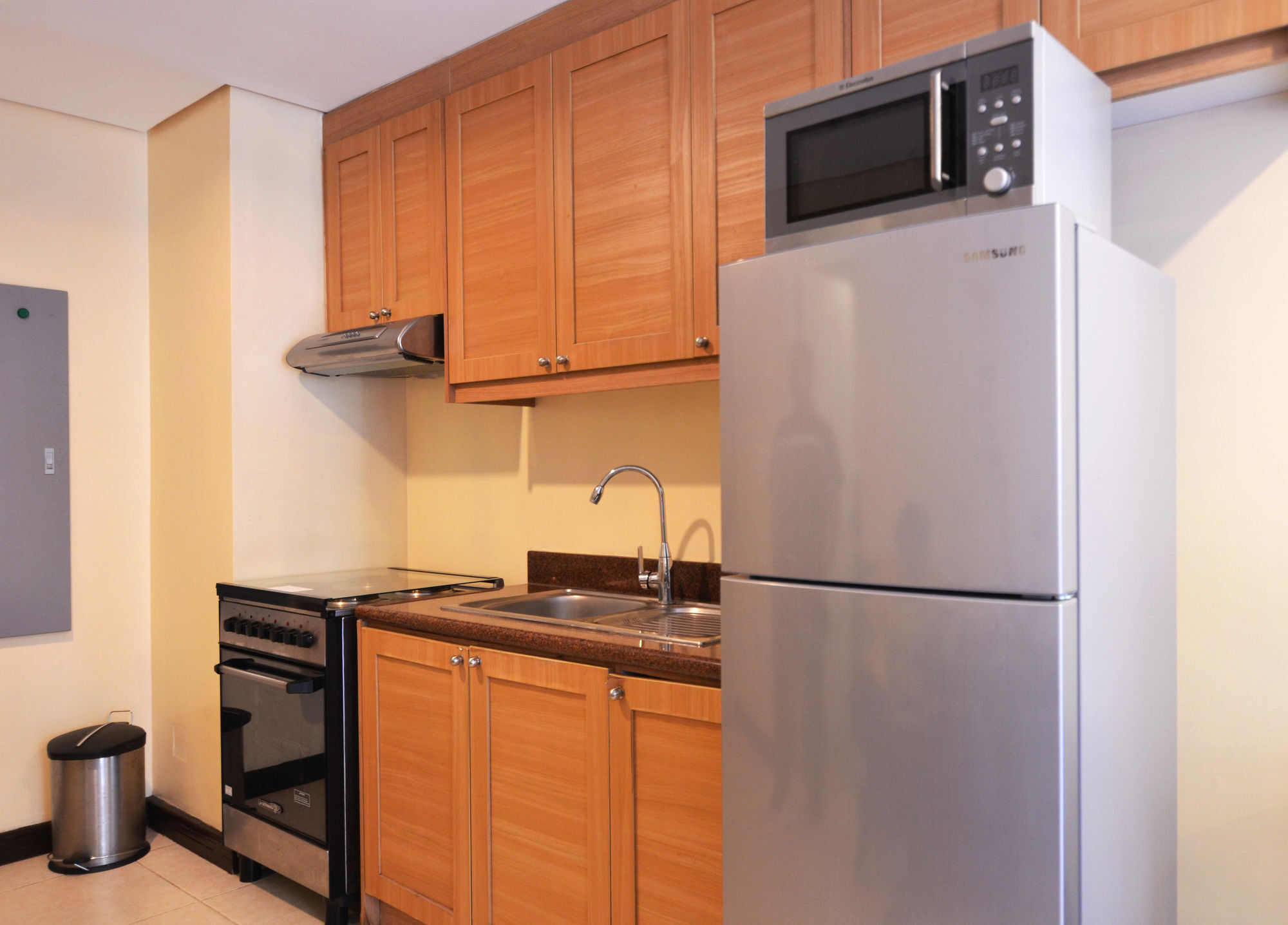 Crosswinds Resort Suites Tagaytay City Extérieur photo